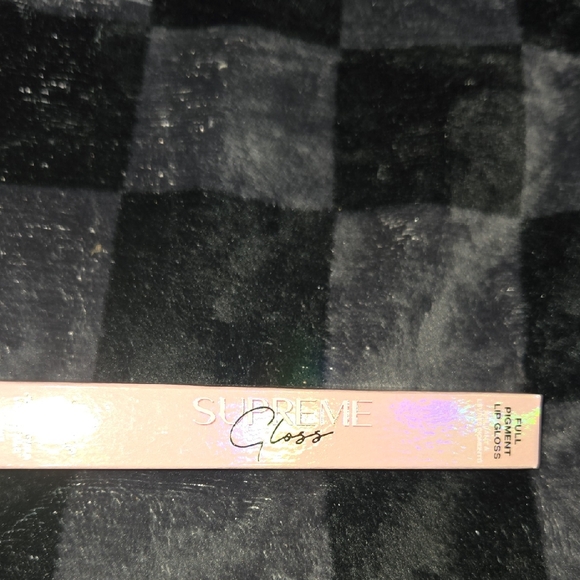 Supreme Accessories - Jeffree Star Lip Gloss Top Shelf